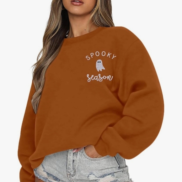 LOTUCY Tops - LOTUCY Cozy Spooky Season Sweatshirt Size XL NWOT P2P 44